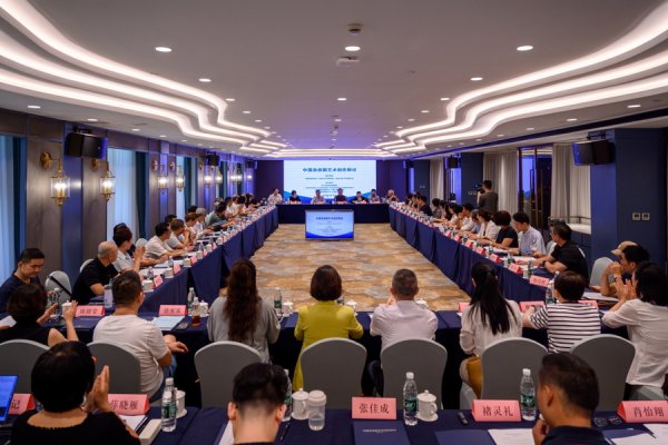 鑫赢智投 迈向“剧”时代，新杂技驶向文旅“蓝海”