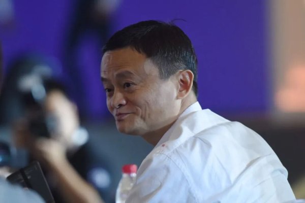 51配资 阿里的双向突围